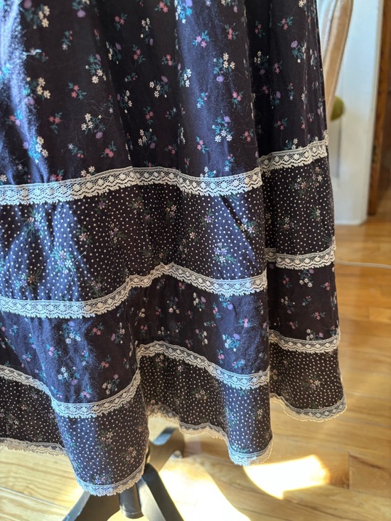 1970’s Gunne Sax Skirt and Vest Set - Picture 7 of 14